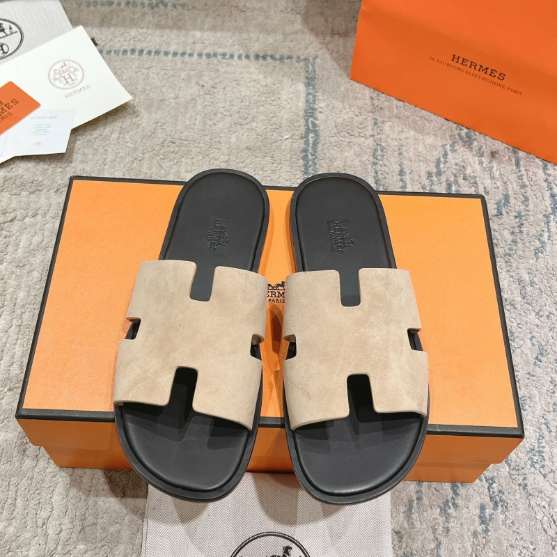 H**mes slippers